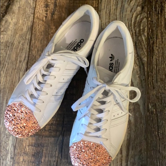 Running Shoe - Picture 2 of 6